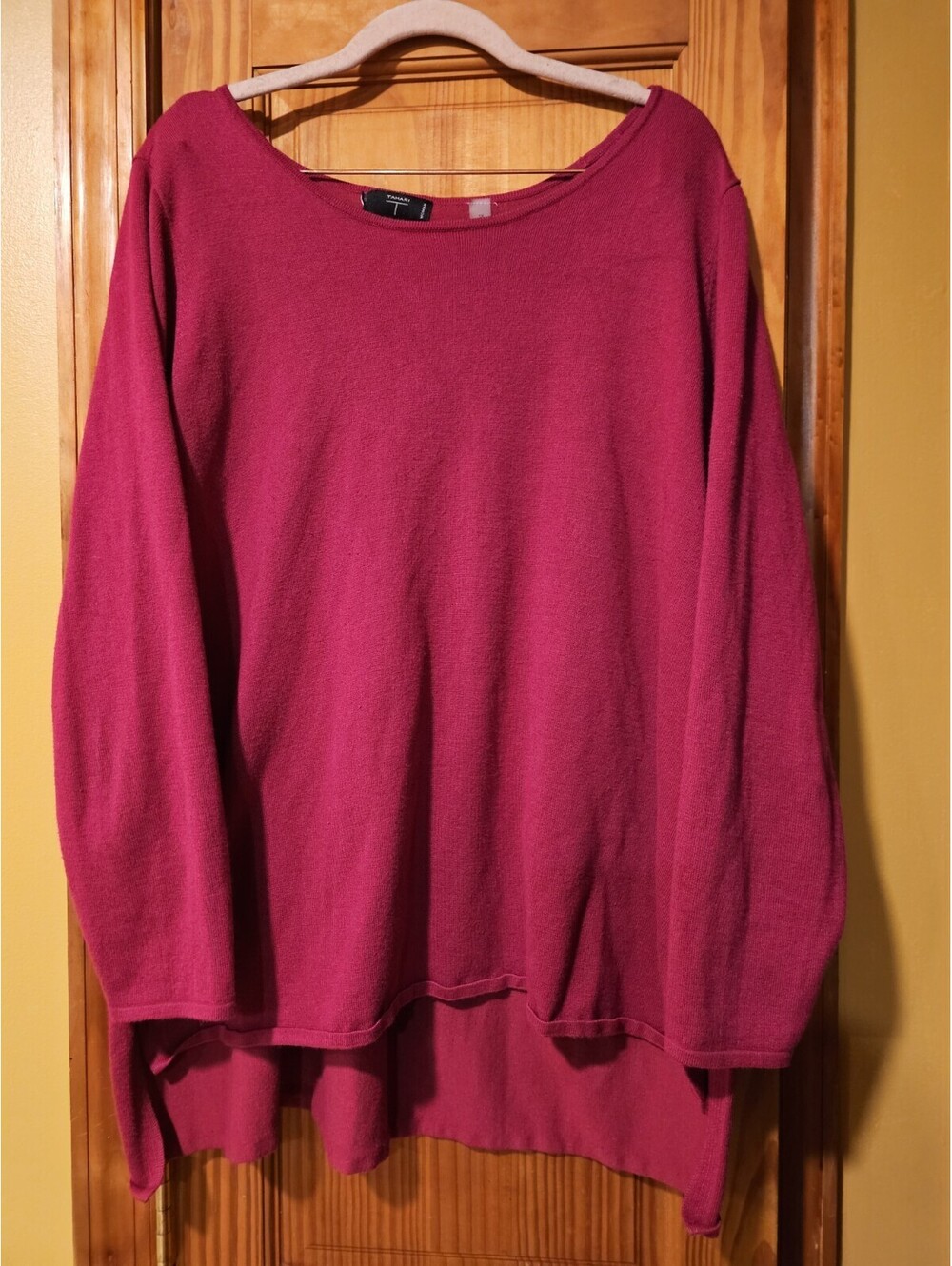 Tahari Woman Tunic Sz 1X Magenta Pink Long Sleeve Hi Lo Knit Top